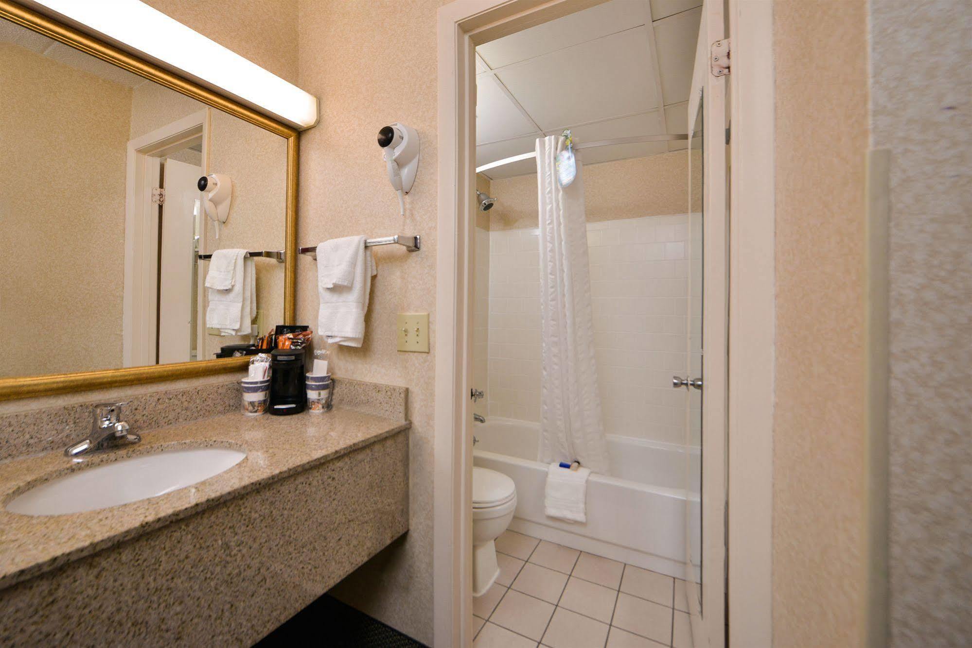 Days Inn By Wyndham Doswell \/ Kings Dominion Area Kültér fotó